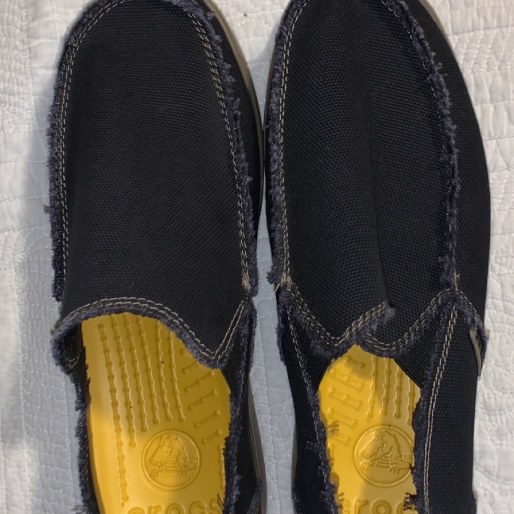 Crocs Santa Cruz Slip on’s